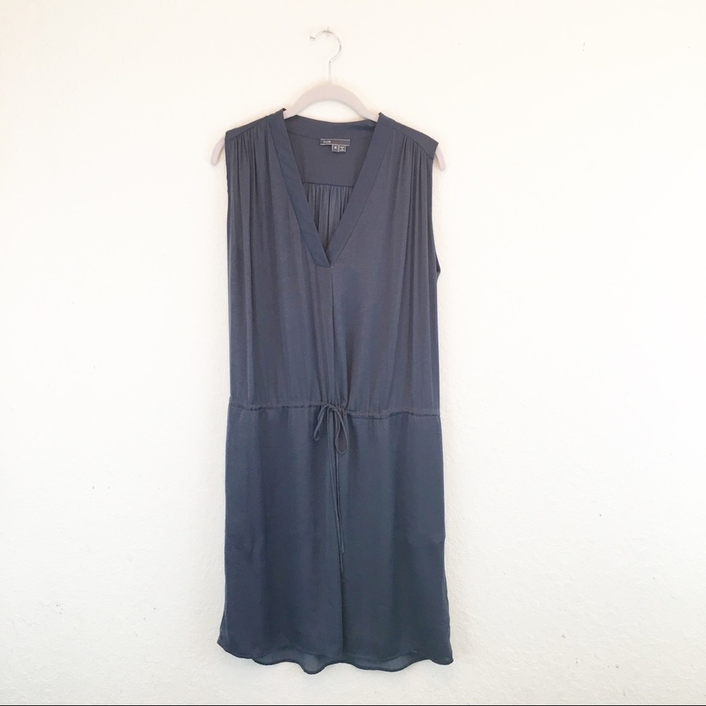 Vince | Shirred Shoulder Gray Tie Waist Dress - Picture 2 of 5